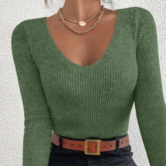 green rib knit sweater chic classic casual fall winter trending - Picture 7 of 7